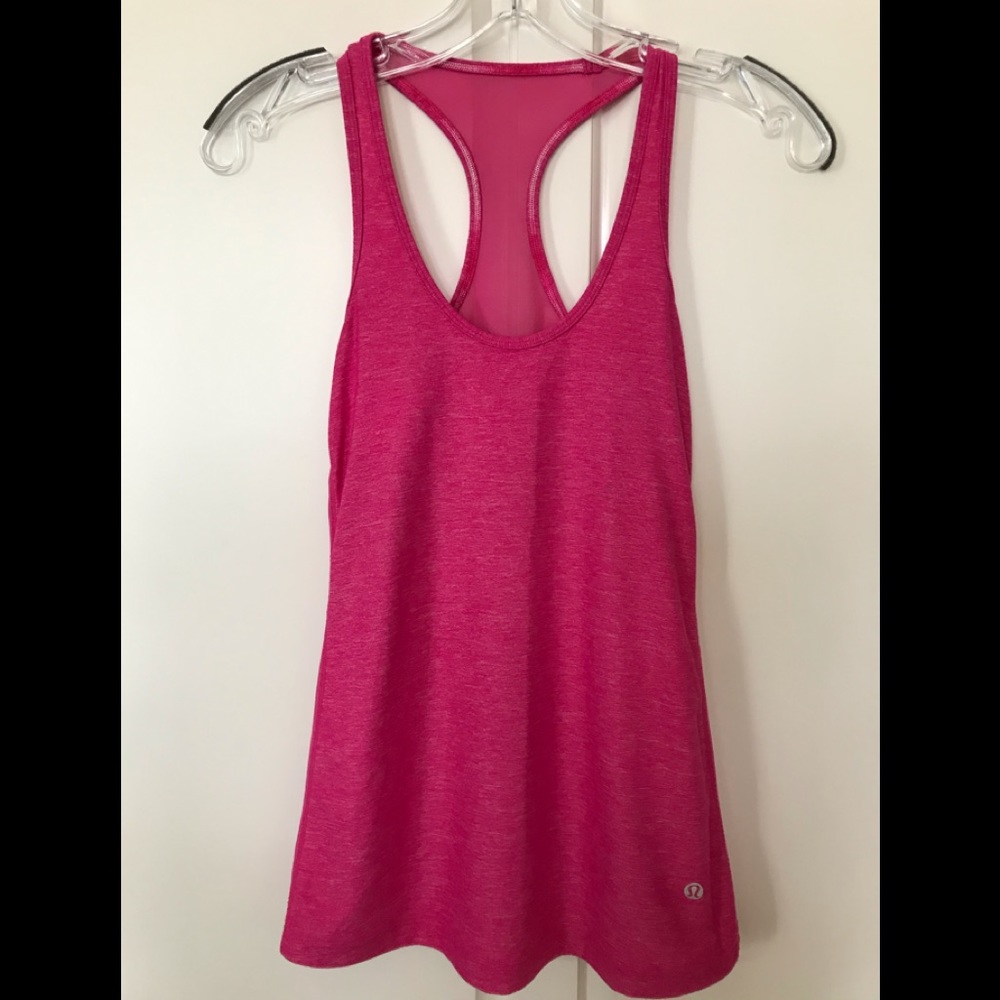 Lululemon pink tank